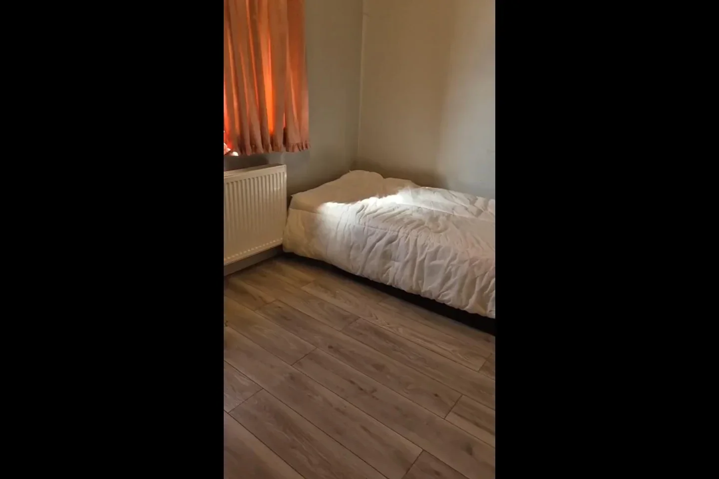 Room Legon Avenue in Greater London