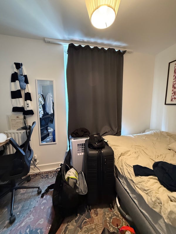 Room Wenlock Street in Greater London