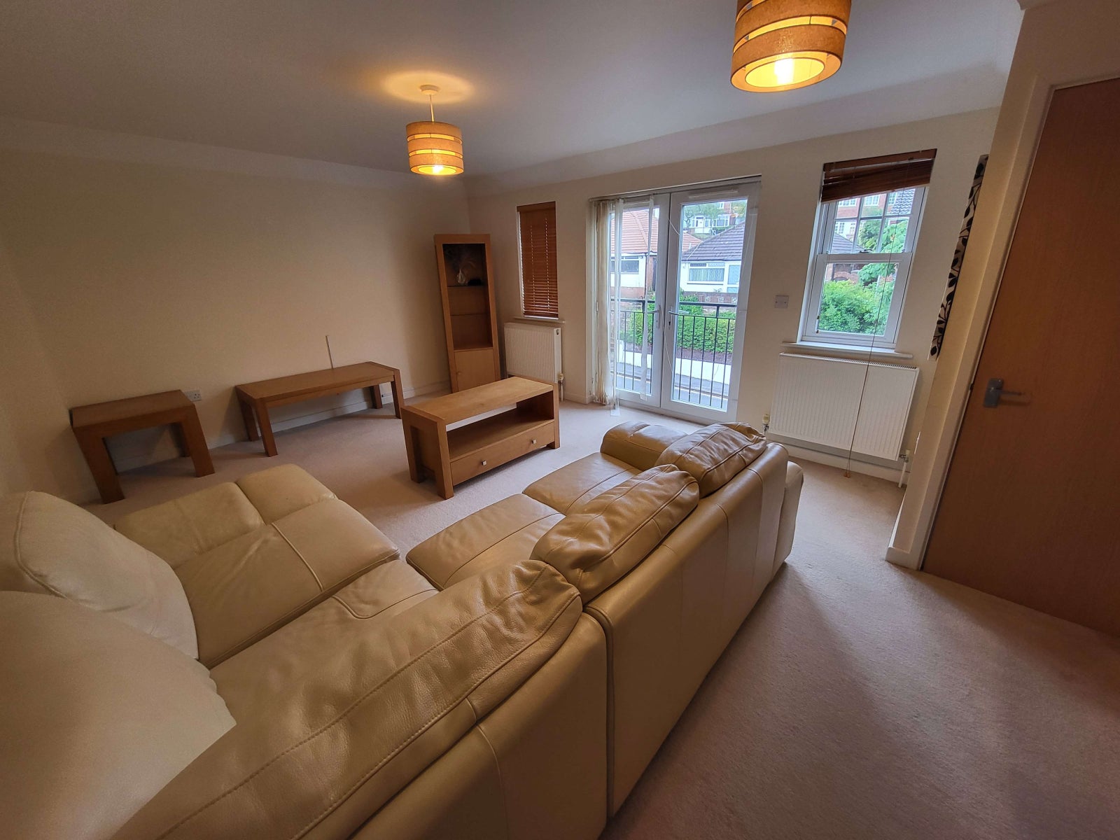 Flat Hitchin Road in Luton