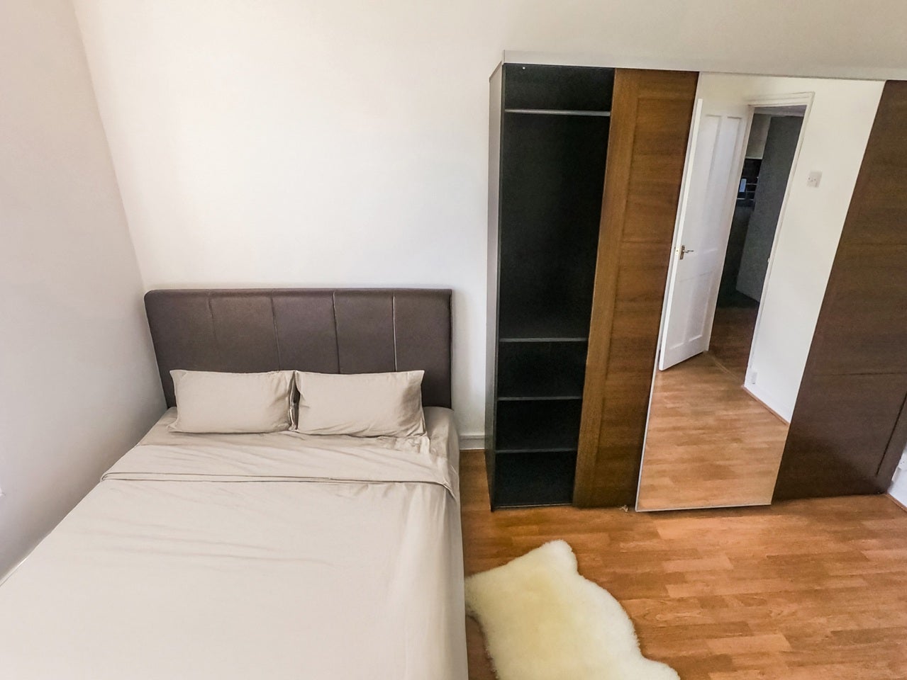 Room Blore Close in Greater London