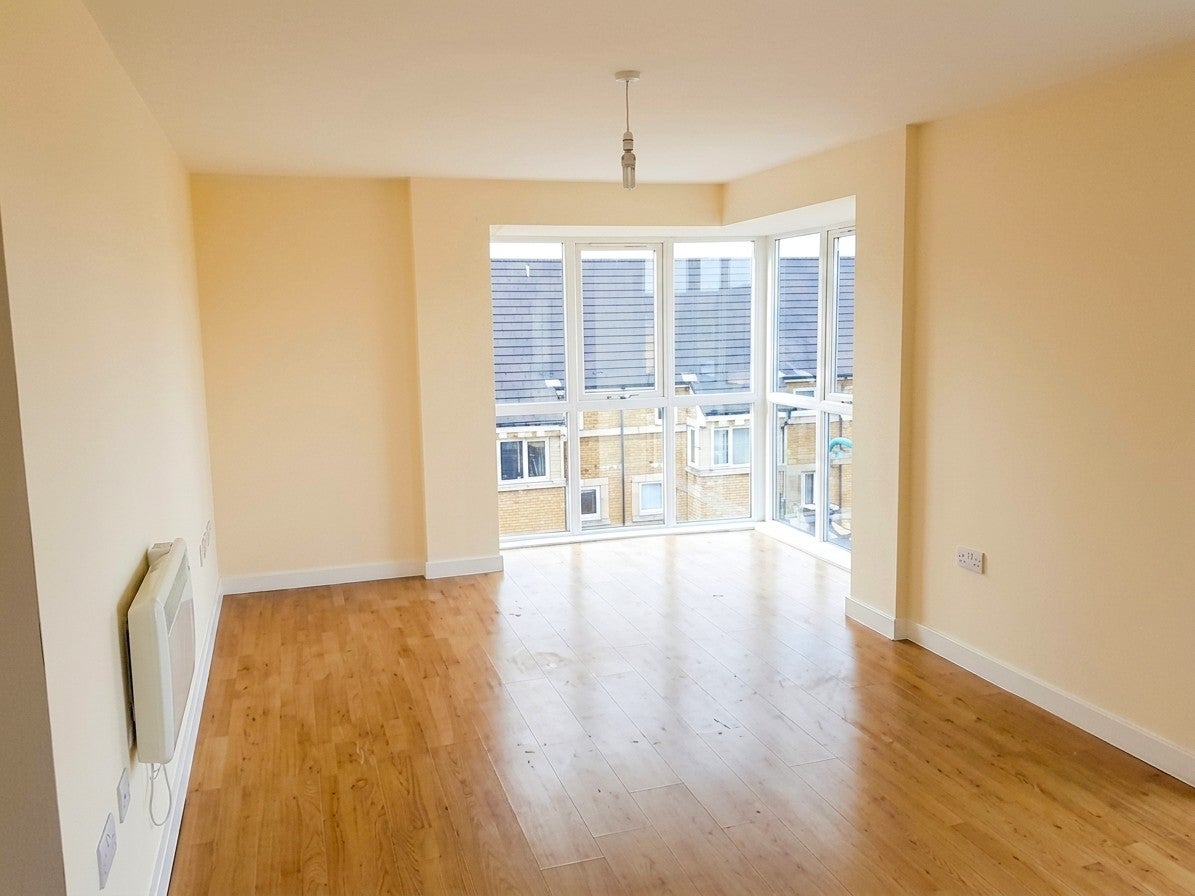 Flat Stewartby Avenue in Peterborough