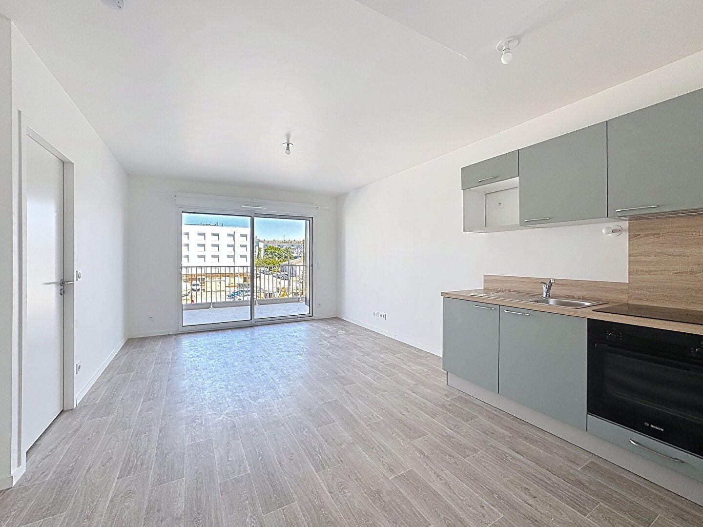 Flat Rue d'Avesnières in Laval