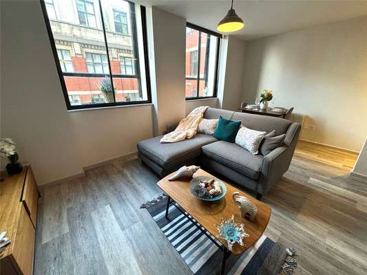 Flat Granby Row in Manchester