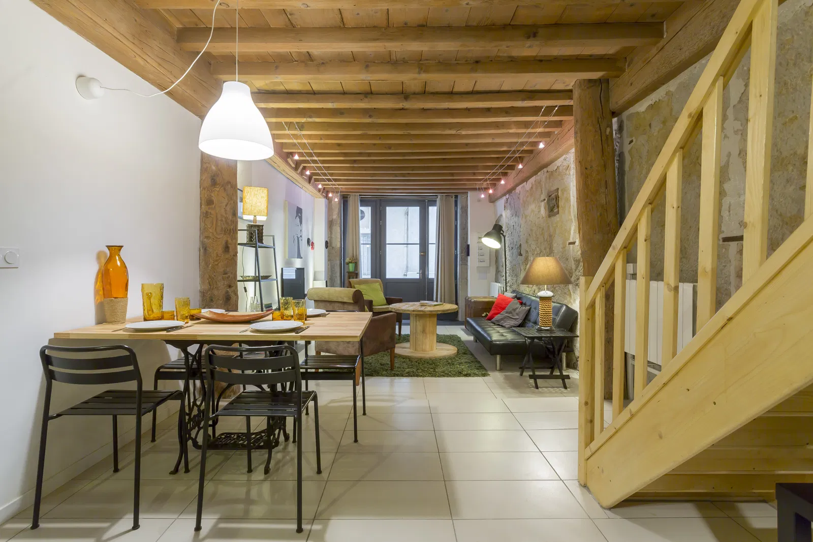 Flat Cour Sainte-Élisabeth in Lyon