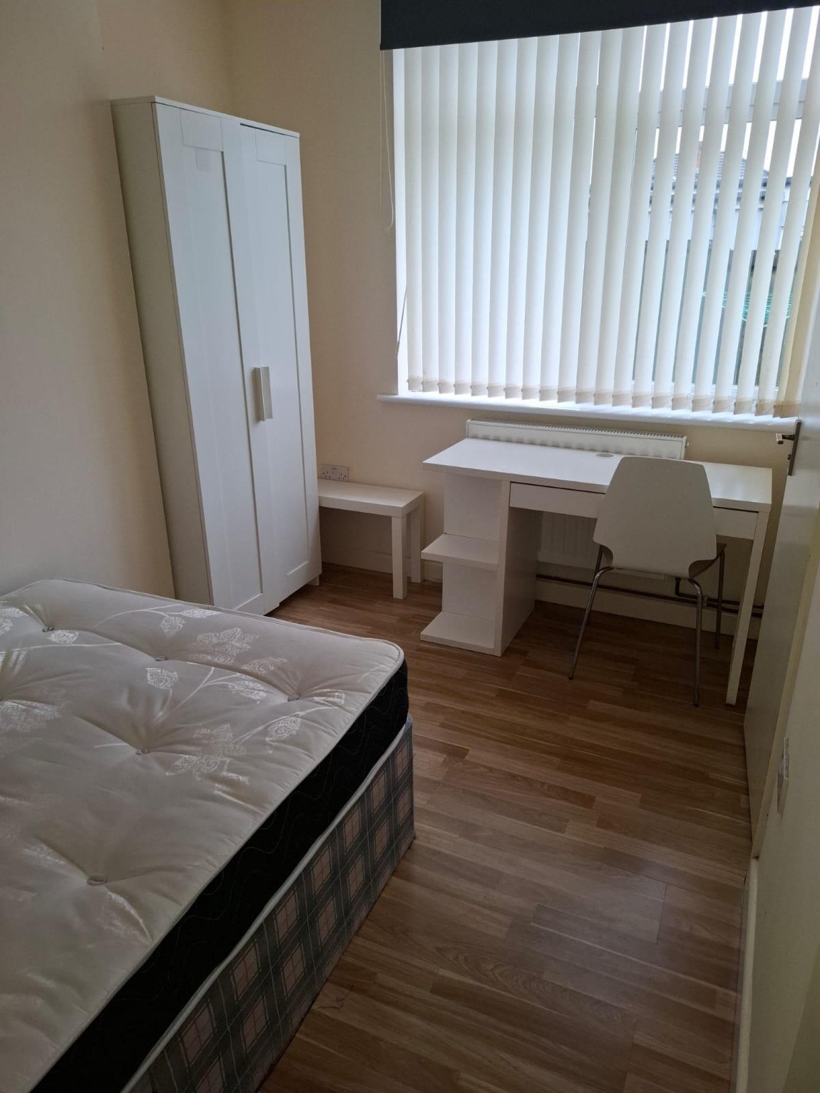 Flat Radley Road in Bristol