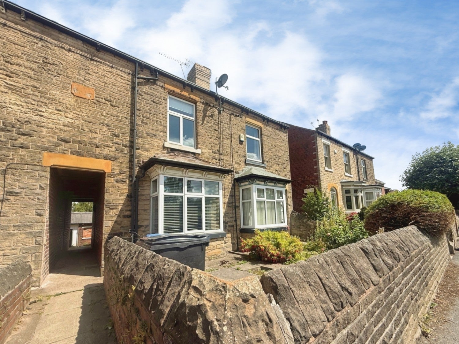House Mortomley Lane in Sheffield