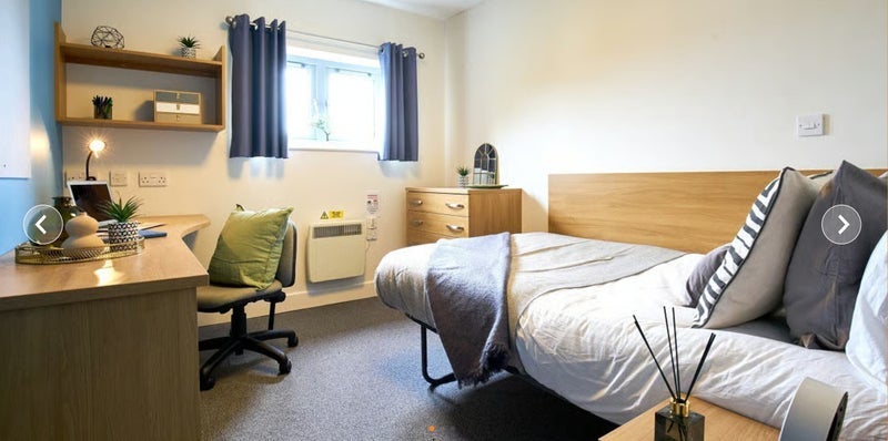 Room Barker Street in Newcastle upon Tyne