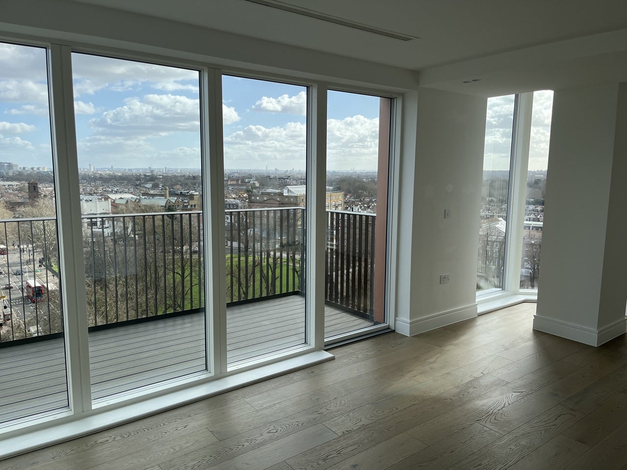 Flat Essex Place in Greater London