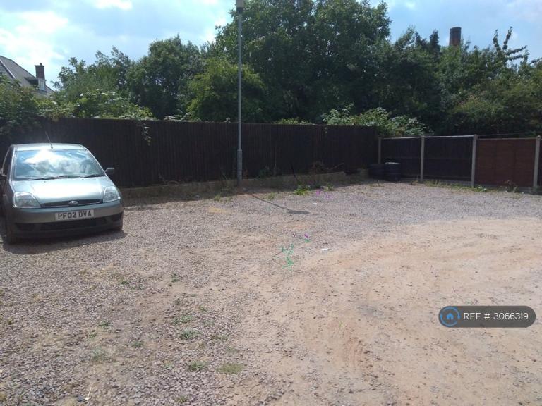 Flat Thorpe Road in Melton