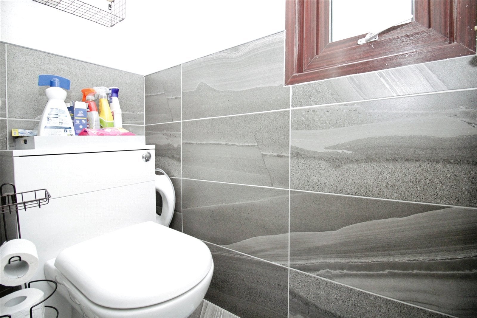 House Broomfields in Basildon