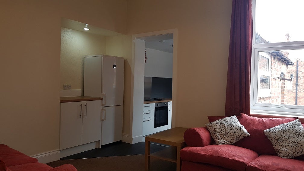 Flat Hazelwood Avenue in Newcastle upon Tyne