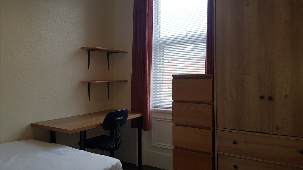 Flat Hazelwood Avenue in Newcastle upon Tyne