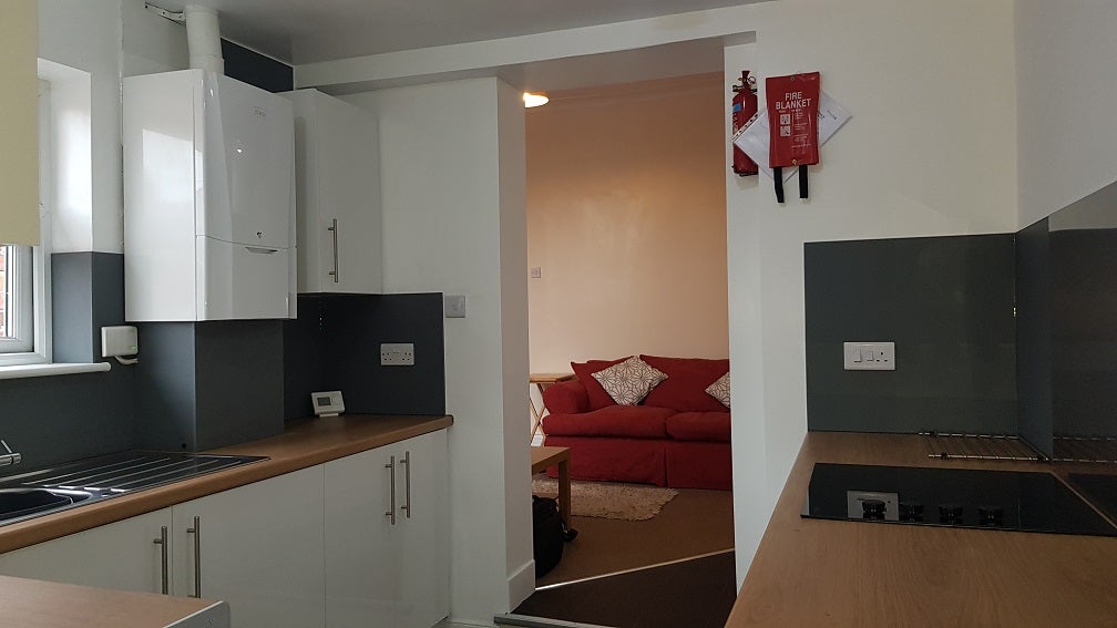 Flat Hazelwood Avenue in Newcastle upon Tyne