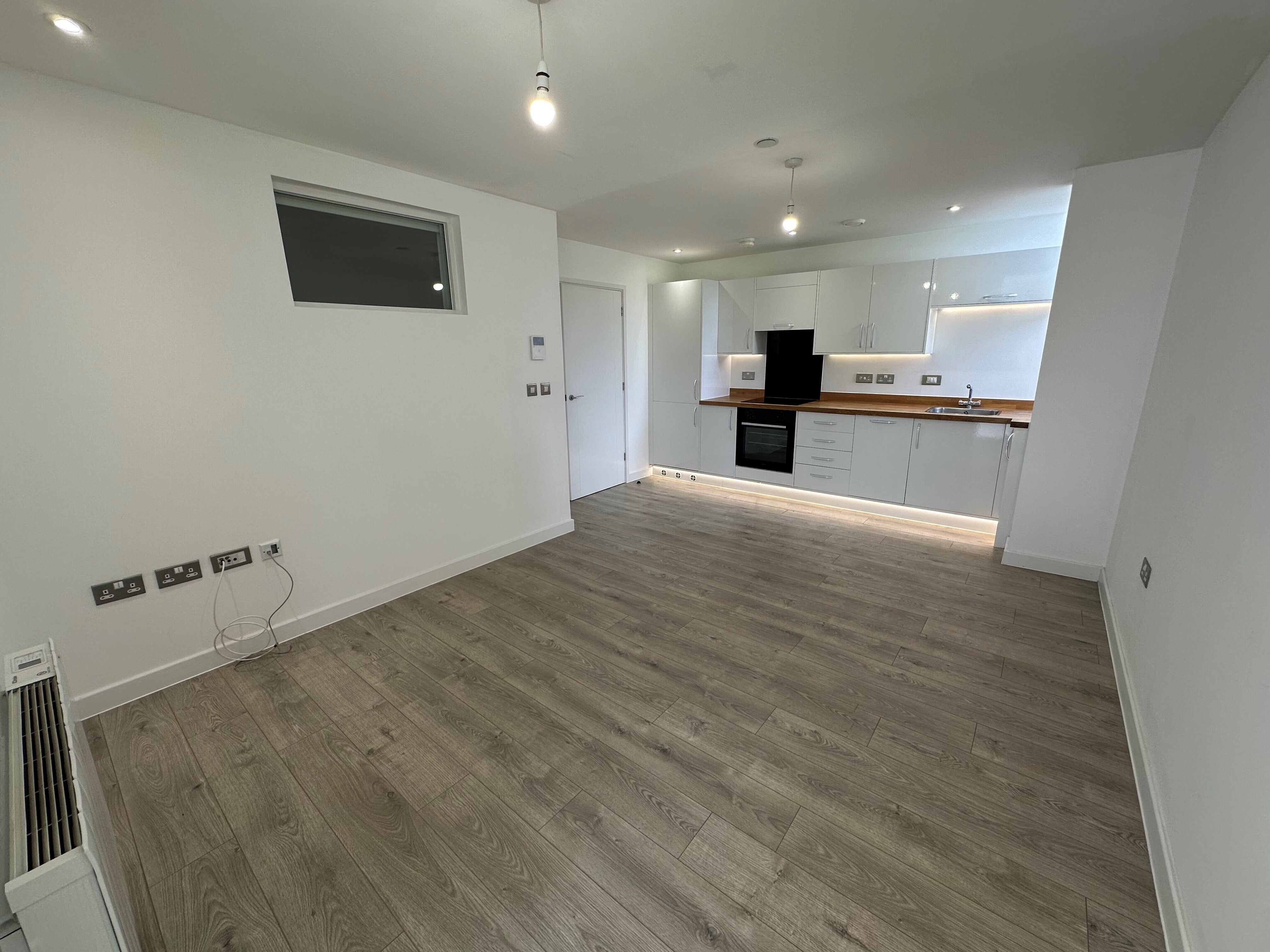 Flat Edinburgh Way in Harlow