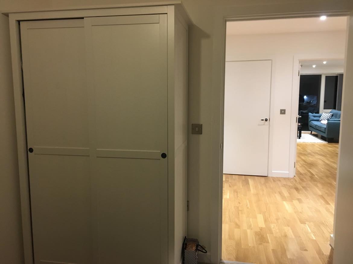 Flat Turnberry Quay in Greater London