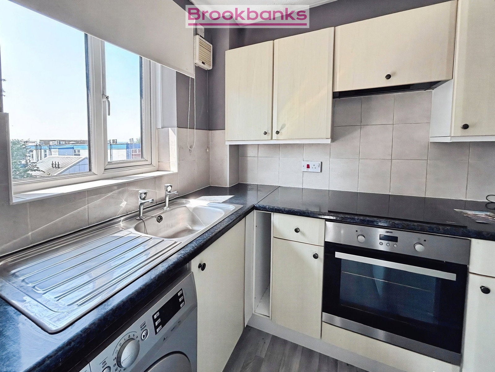 Flat High Street in Swanley