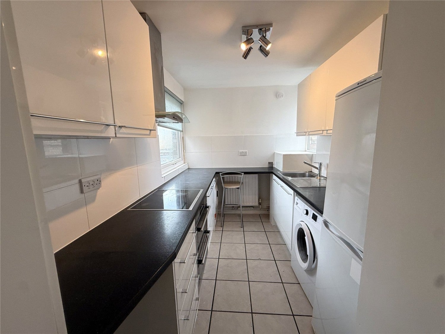 Flat Clarence Road in Greater London