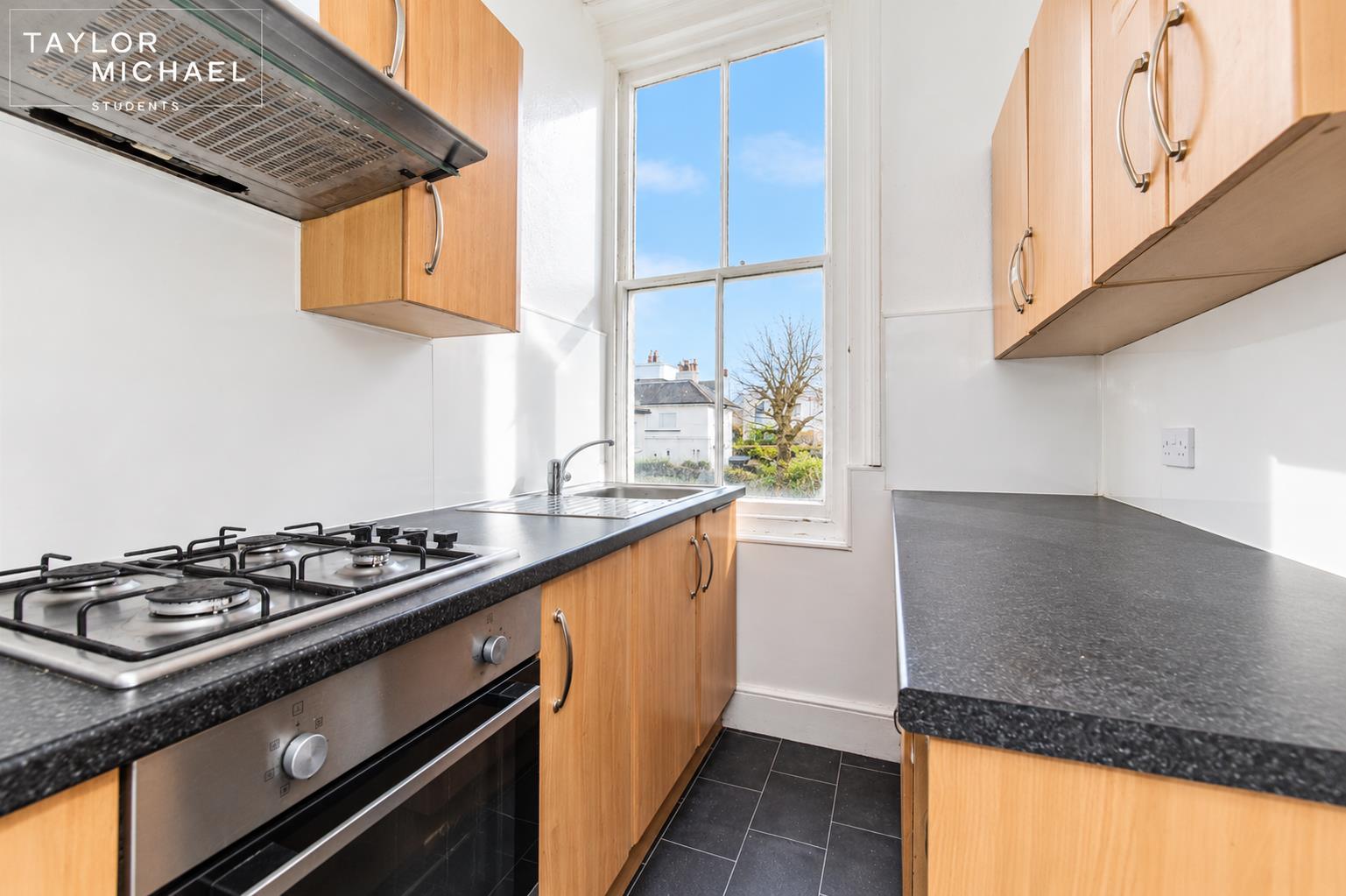 Room Powis Grove in Brighton