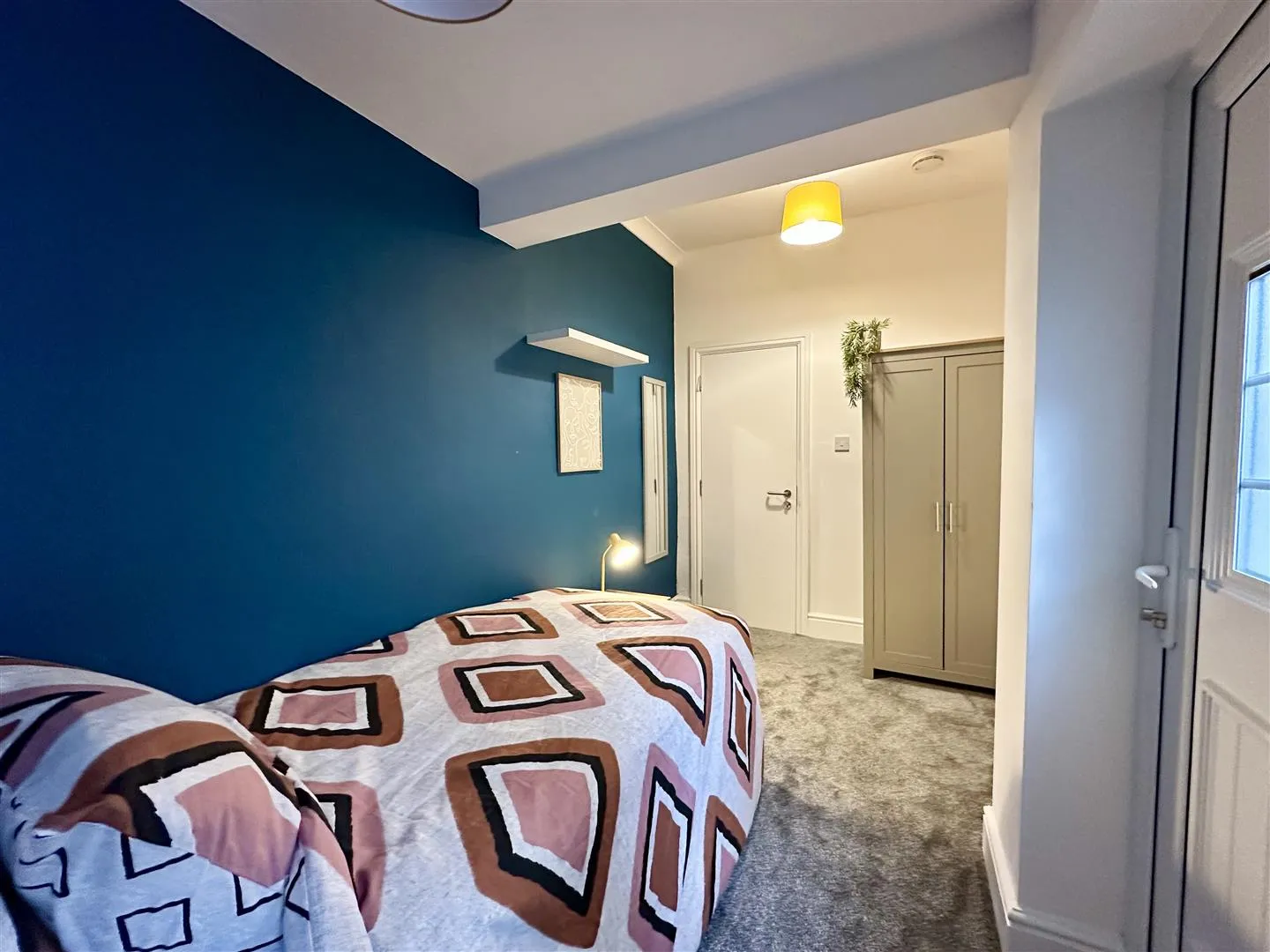 Room Berry Street in Burnley