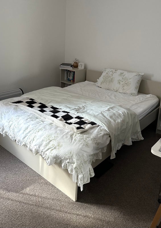 Room Thurland Road in Greater London