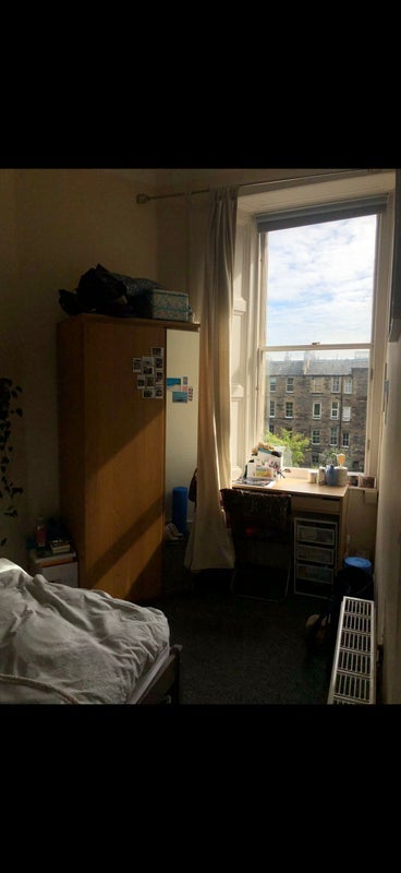 Room Perth Street in City of Edinburgh