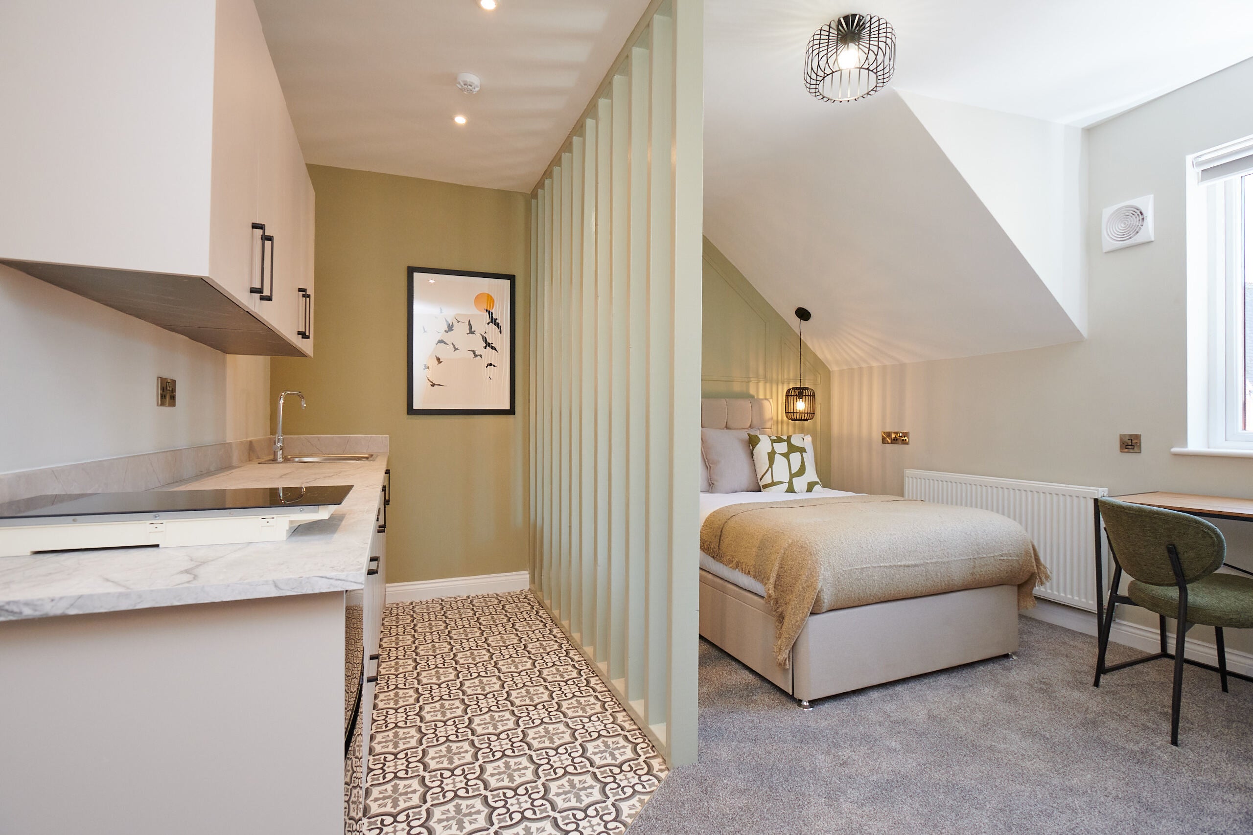 Room Hope Drive in Nottingham