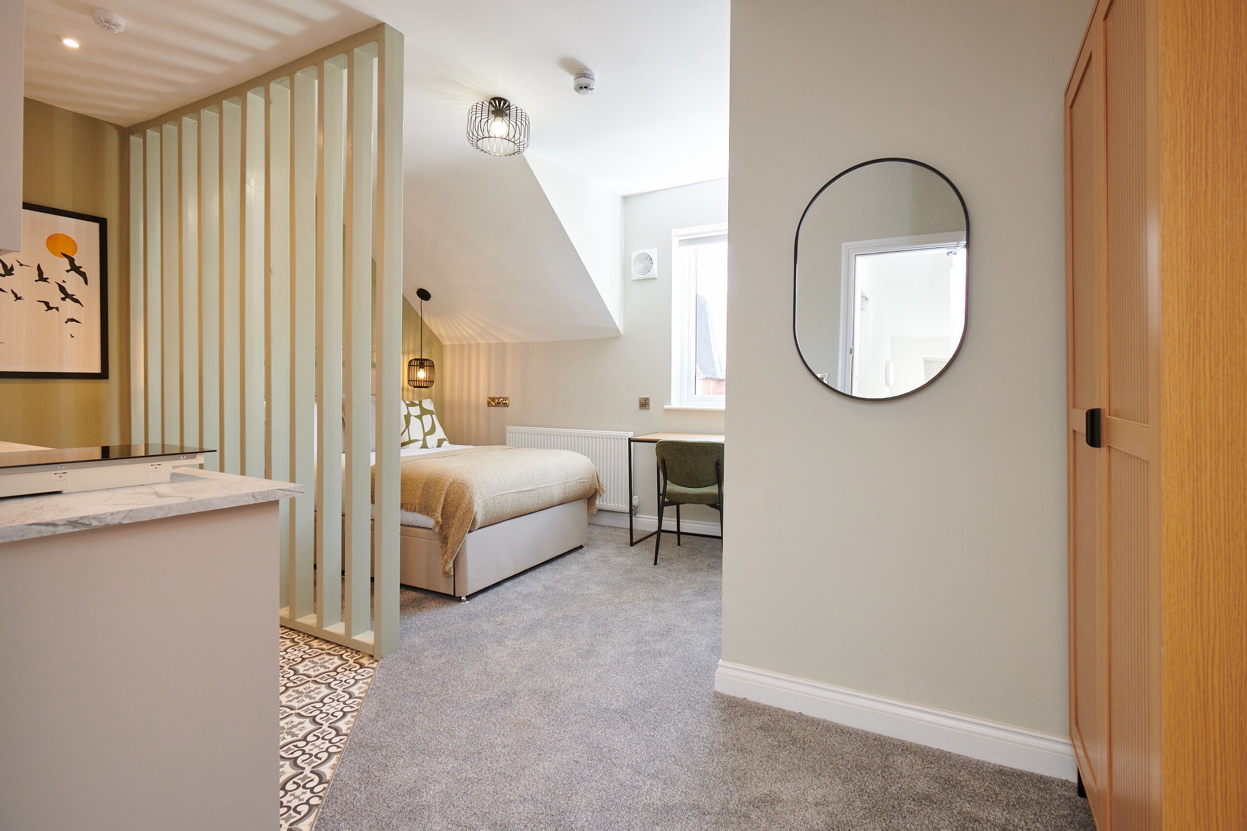 Room Hope Drive in Nottingham