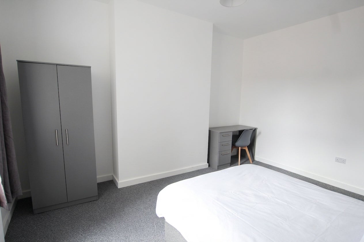 Room Park Road in Gloucester