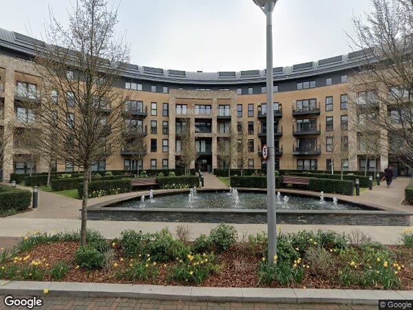 Flat Howard Road in Greater London