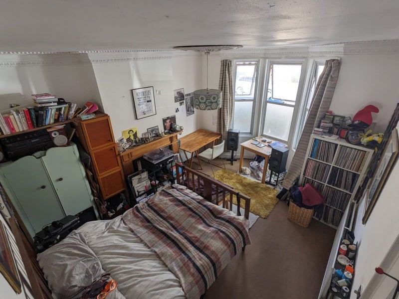 Room Upton Road in Bristol