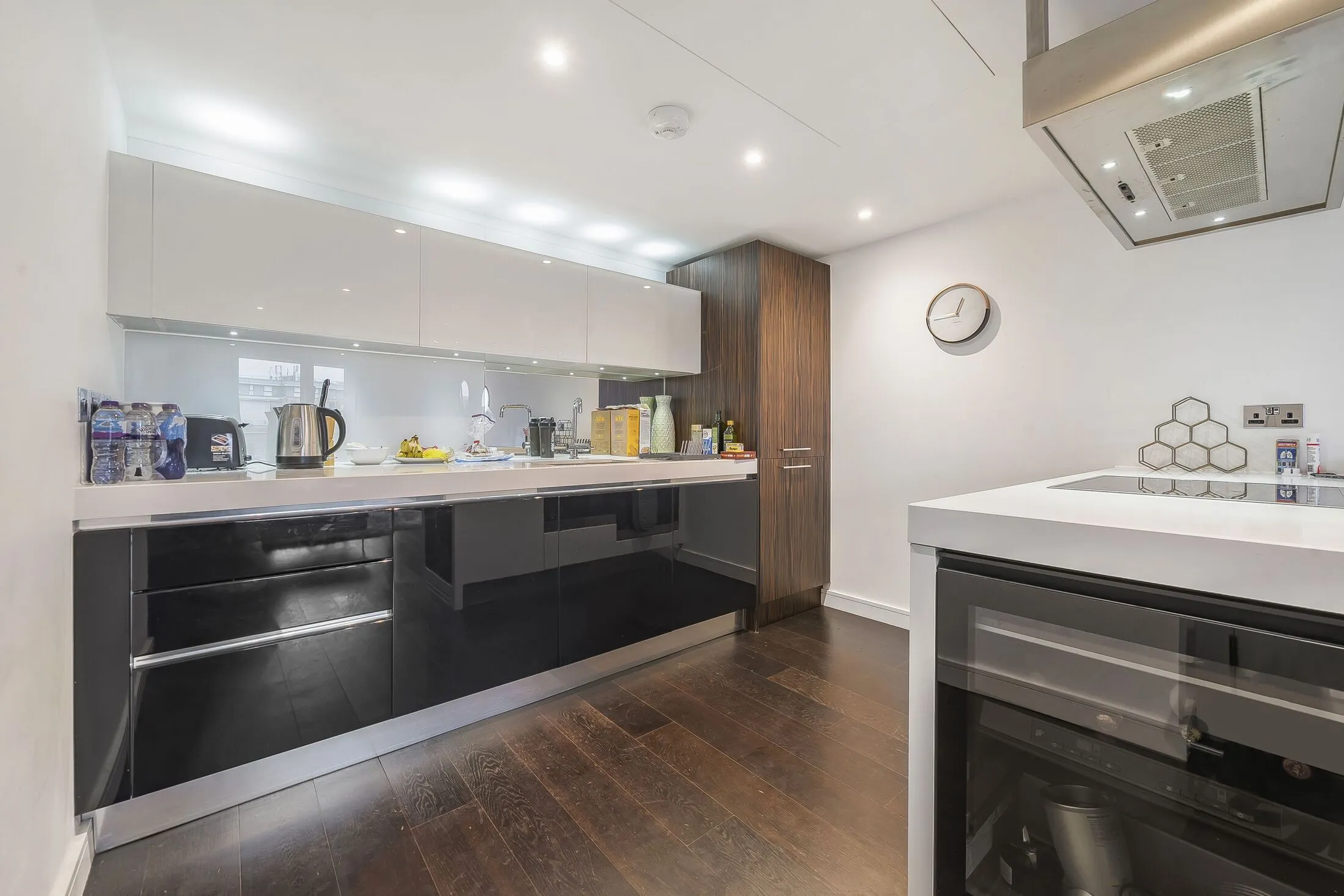 Flat Gatliff Road in City of Westminster