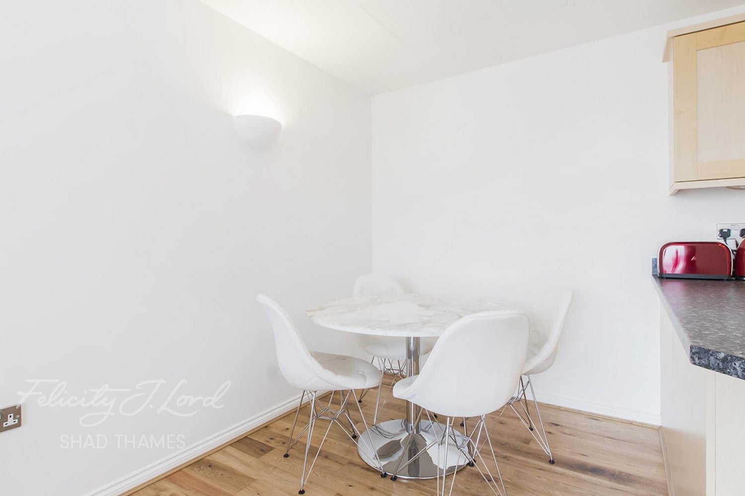 Flat Great Dover Street in Greater London