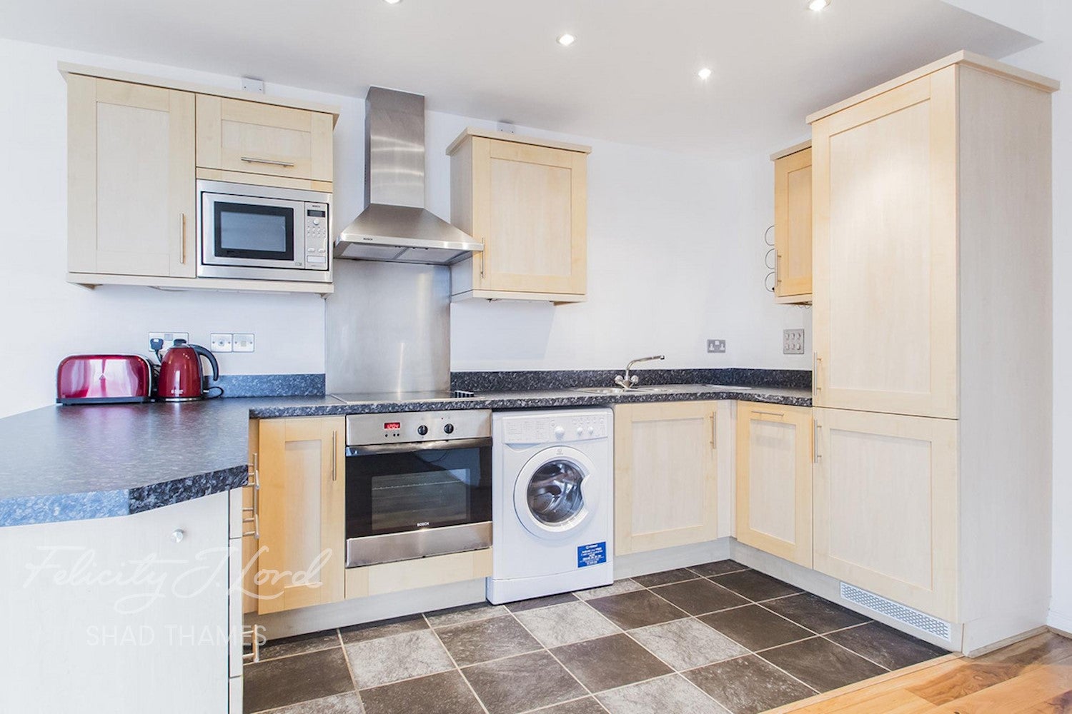 Flat Great Dover Street in Greater London