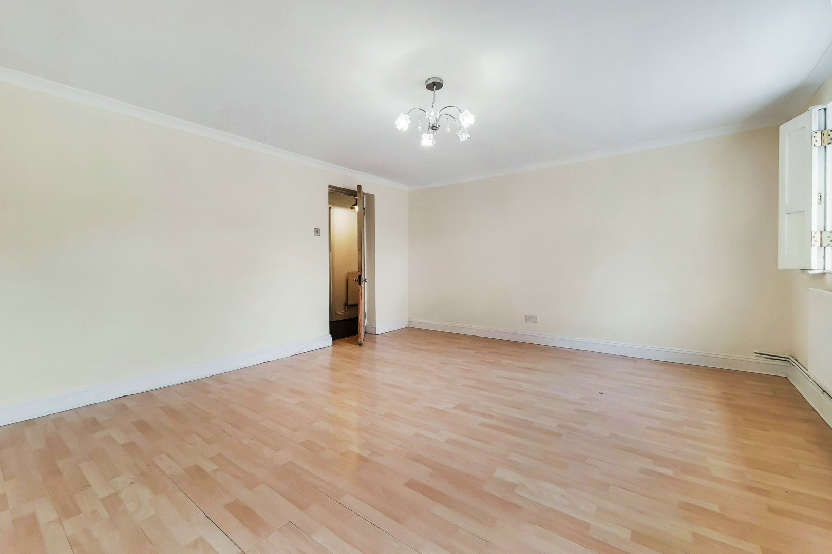 Flat Stockwell Terrace in Greater London