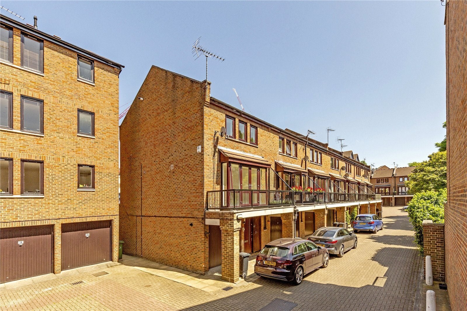 House Cheryls Close in Greater London