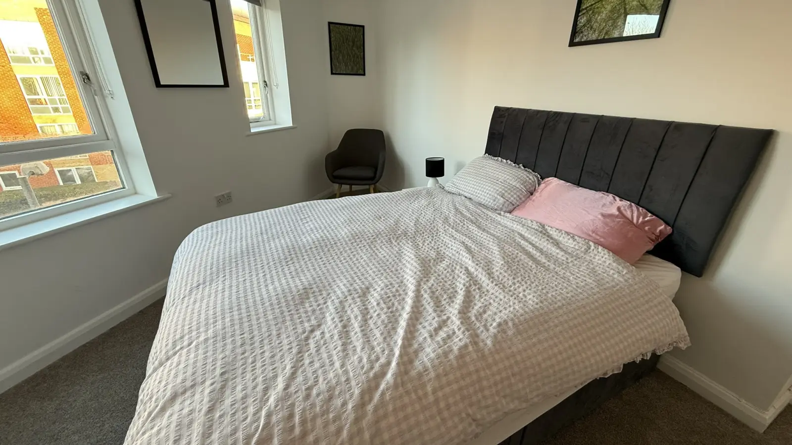 Flat Newham Way in Greater London
