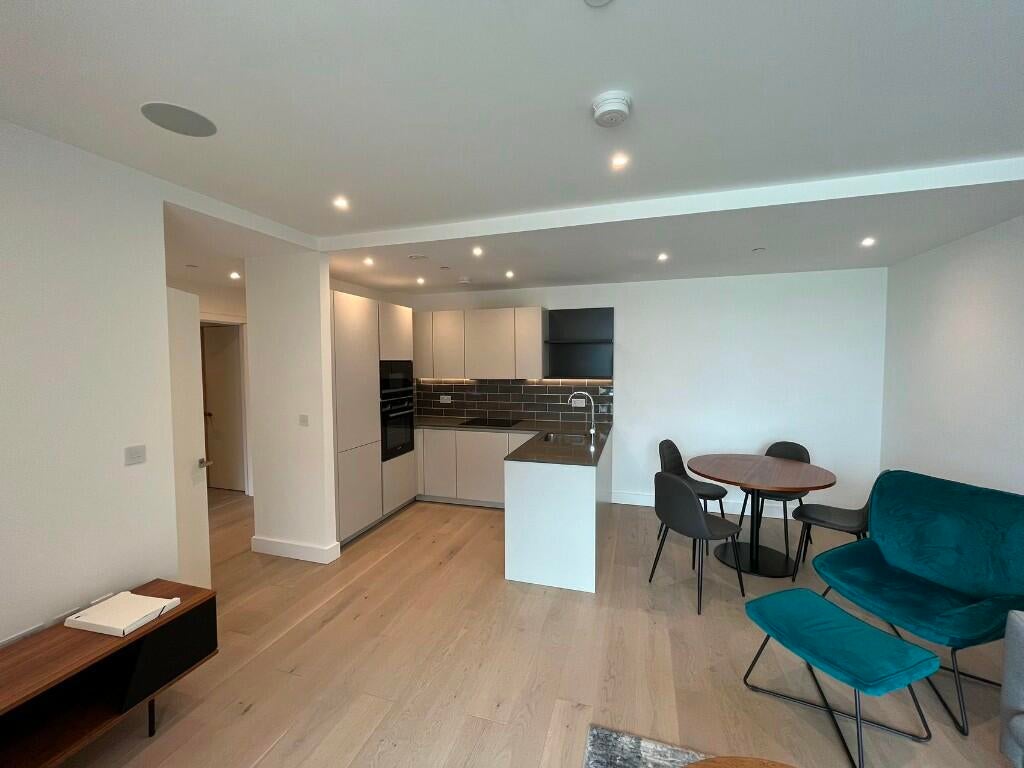 Flat New Tannery Way in Greater London