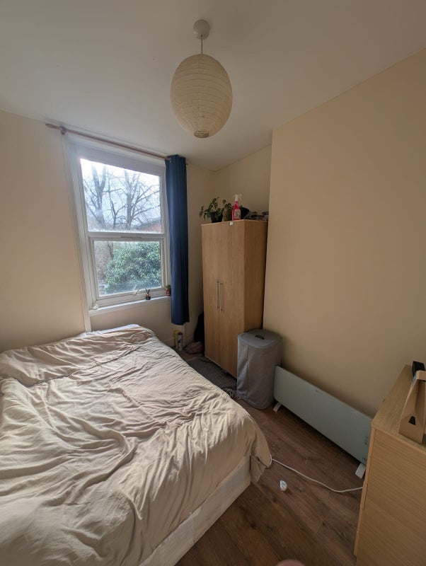 Room High Street in Greater London
