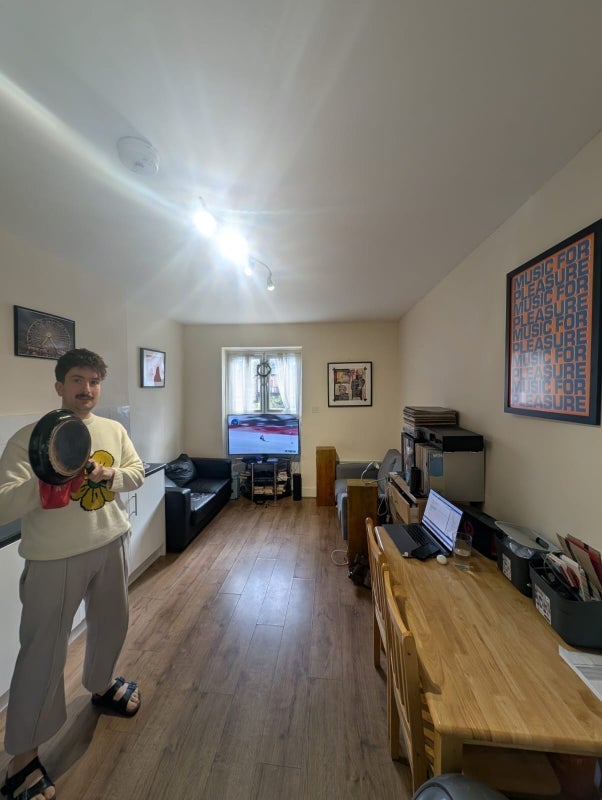 Room High Street in Greater London
