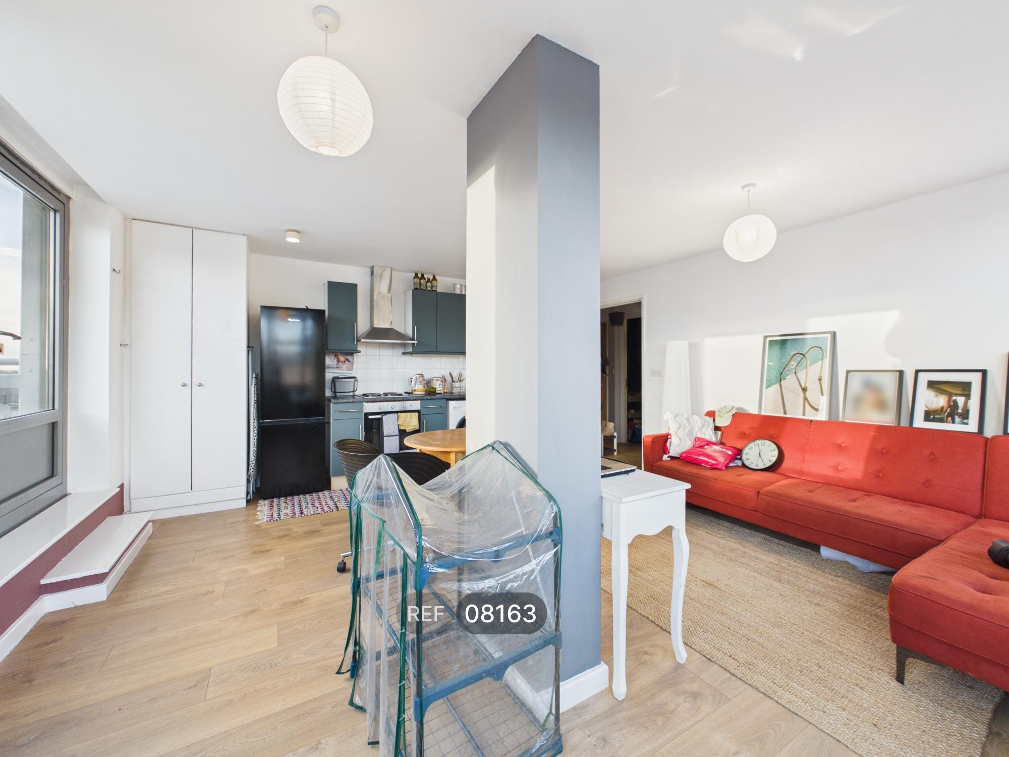 Flat New Park Road in Greater London