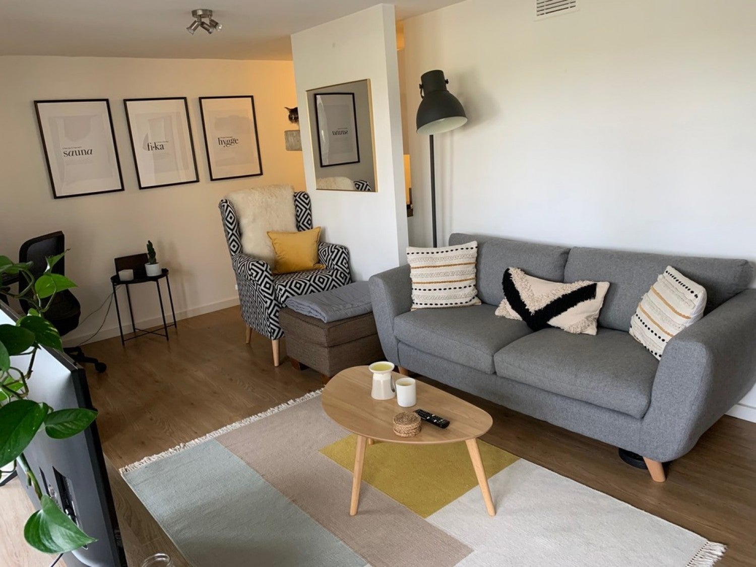 Flat Oakhouse Drive in Manchester