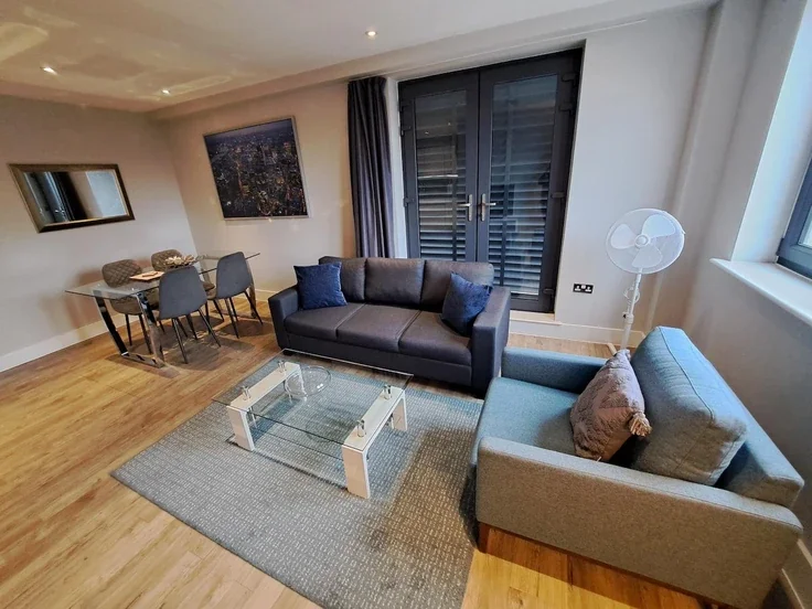 Flat Uxbridge Road in Greater London
