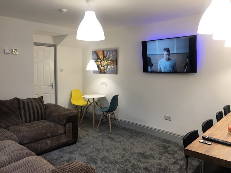 Room Victoria Road in Middlesbrough
