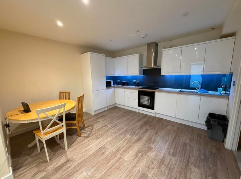 Flat Roach Road in Greater London