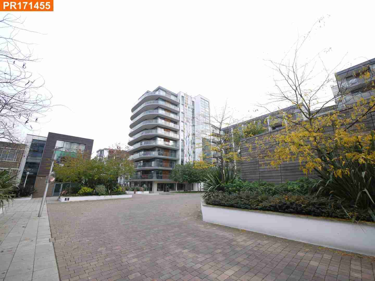 House Ealing Road in Greater London