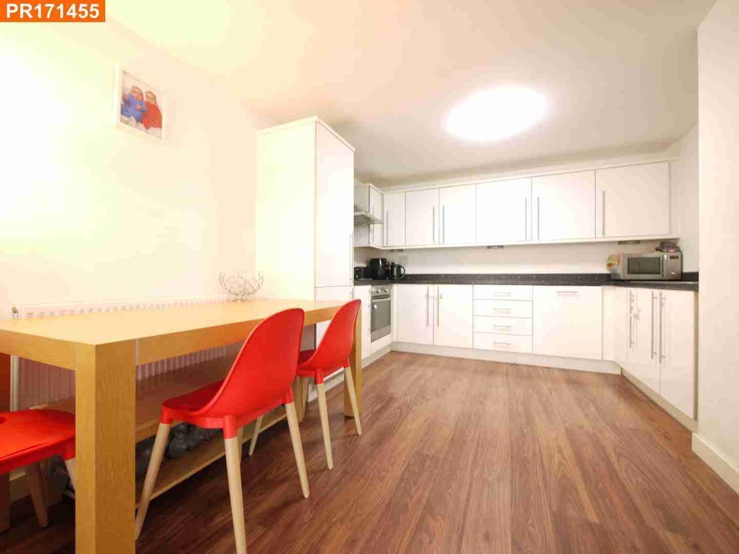 House Ealing Road in Greater London