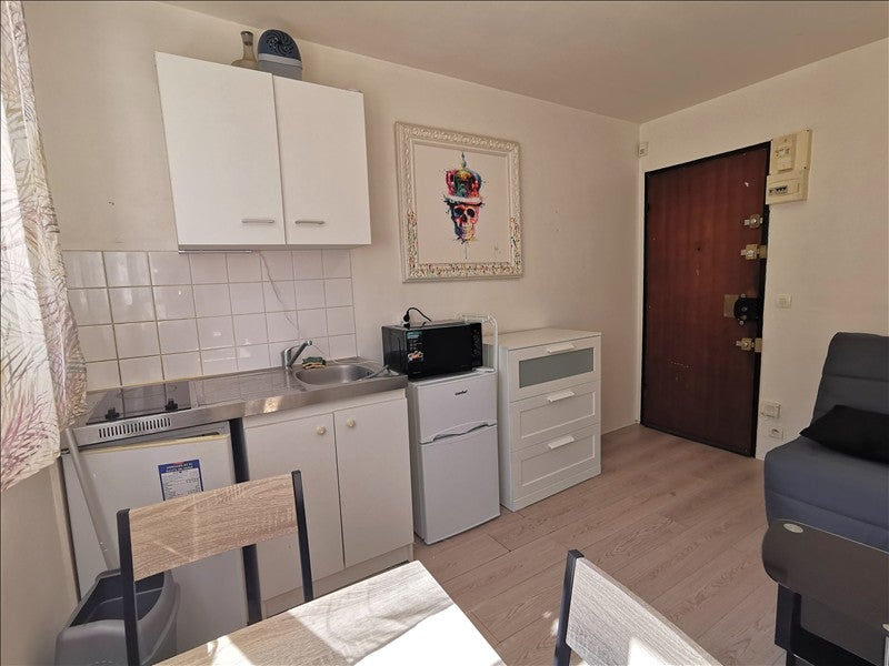 Flat Avenue du Stade de Coubertin in Boulogne-Billancourt