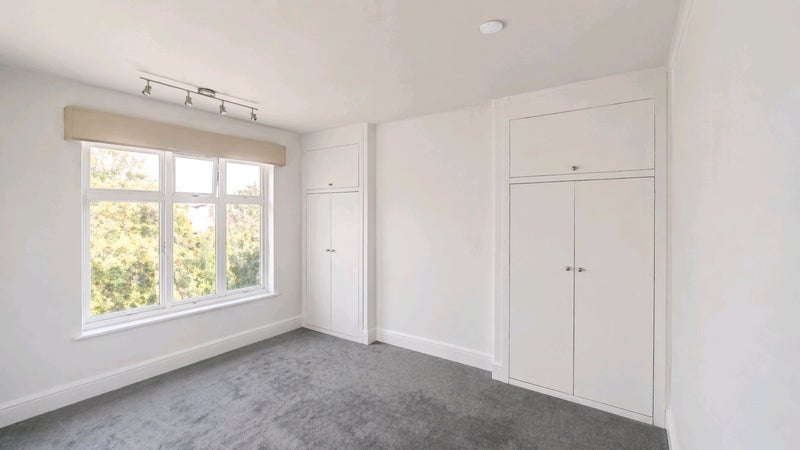 House Parham Drive in Greater London