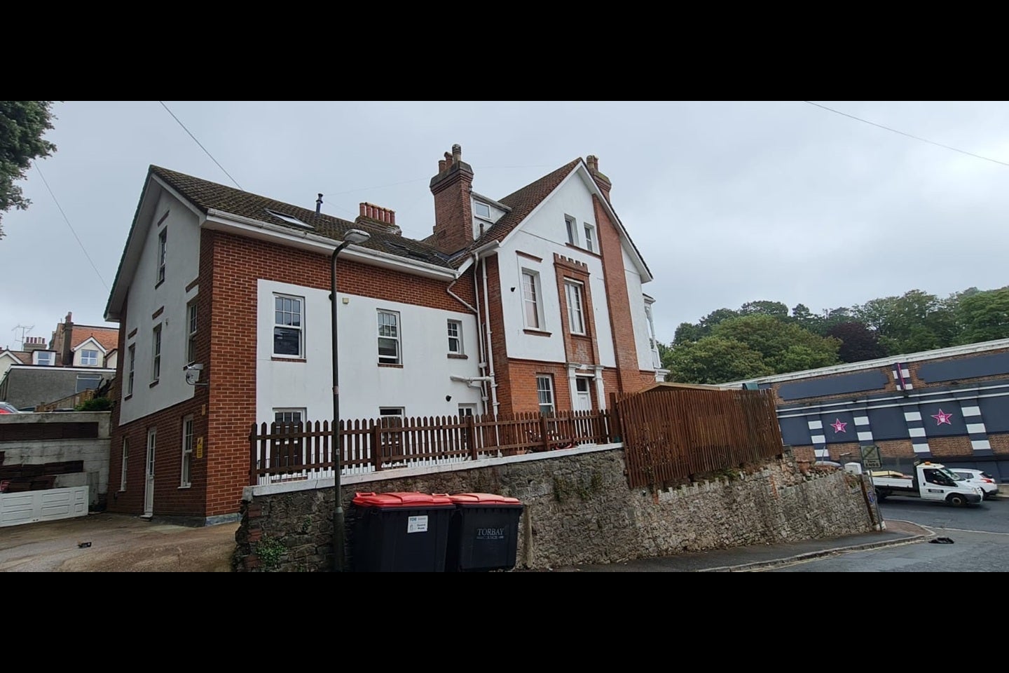 Room Babbacombe Road in Torquay