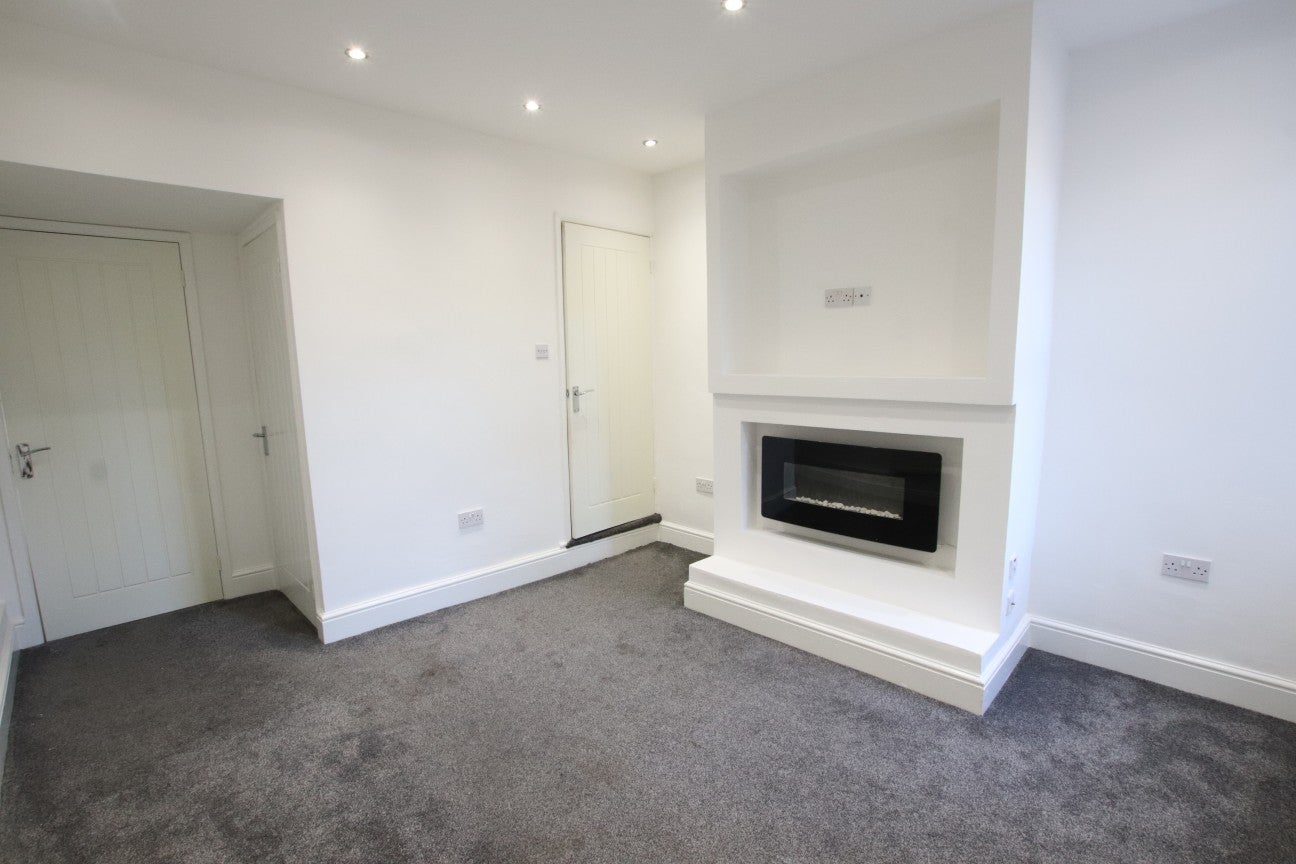House Athorpe Grove in Nottingham